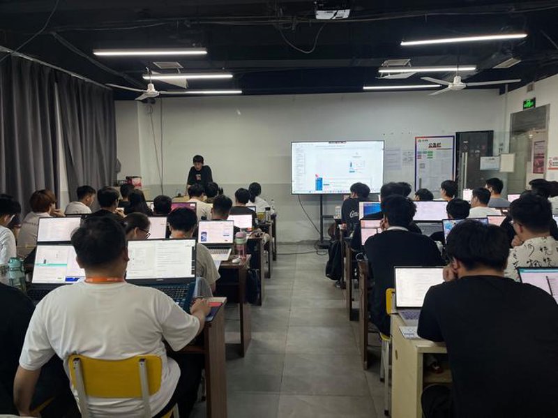 如何选择合适的上海软件定制开发服务